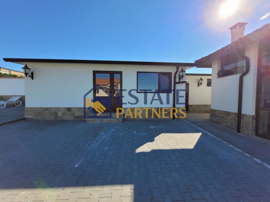 Къща в Пловдив, област-с.Марково площ 400 цена 850000