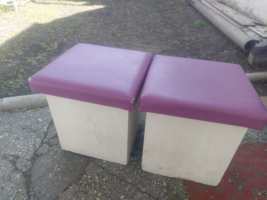 Пуфики недорого  в наличии 8 шт.