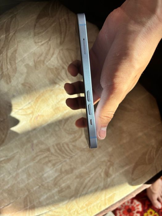 продам Айфон 14 гб128