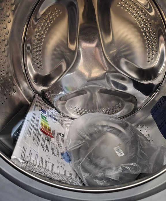 Masina de spalat rufe AEG 9kg Germania    ~ FĂRĂ UTILIZARE ~