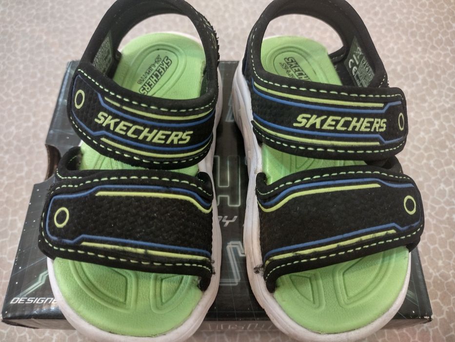 Детски сандали  Skechers светещи