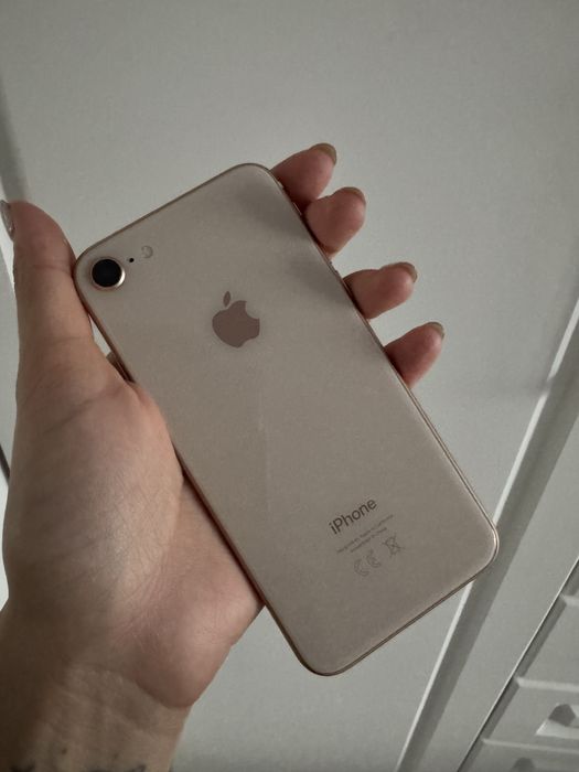 Iphone 8 64 гб памяти
