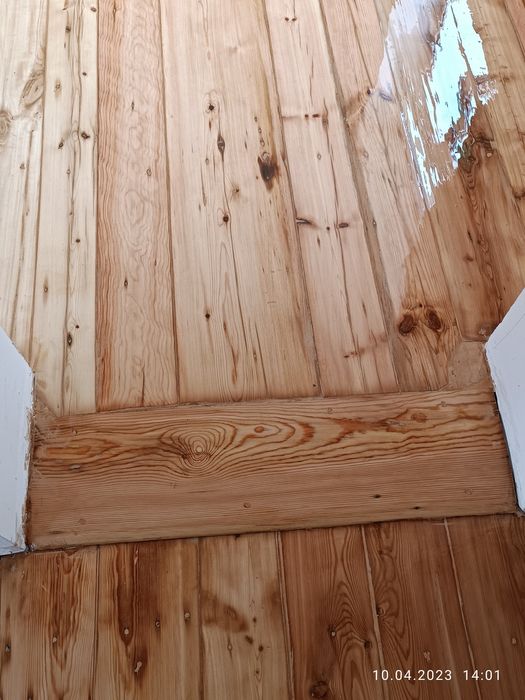 Настил ламината,установка плинтусов.Шлифовка настил и реставрация парк