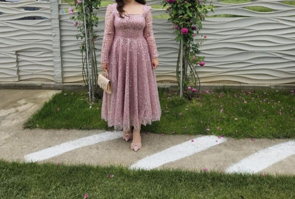 Rochie eleganta roz pudra