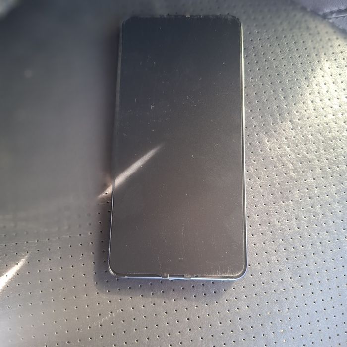 Telefon de vânzare