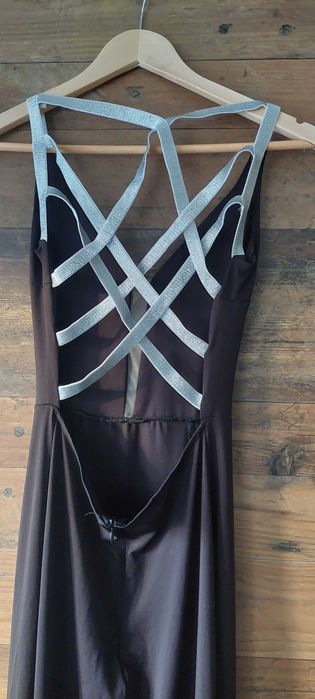 Черна Дълга Рокля