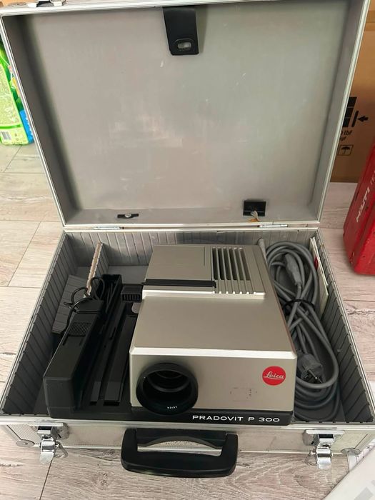 De Vanzare proiector de dispozitive vintage