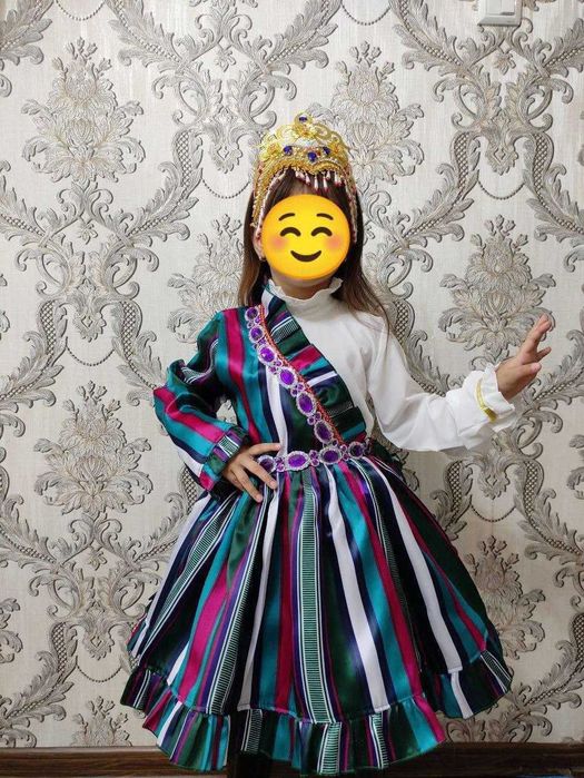 Пракат, байрам ва тадбирлар учун болалар ва катталар  кийимлари