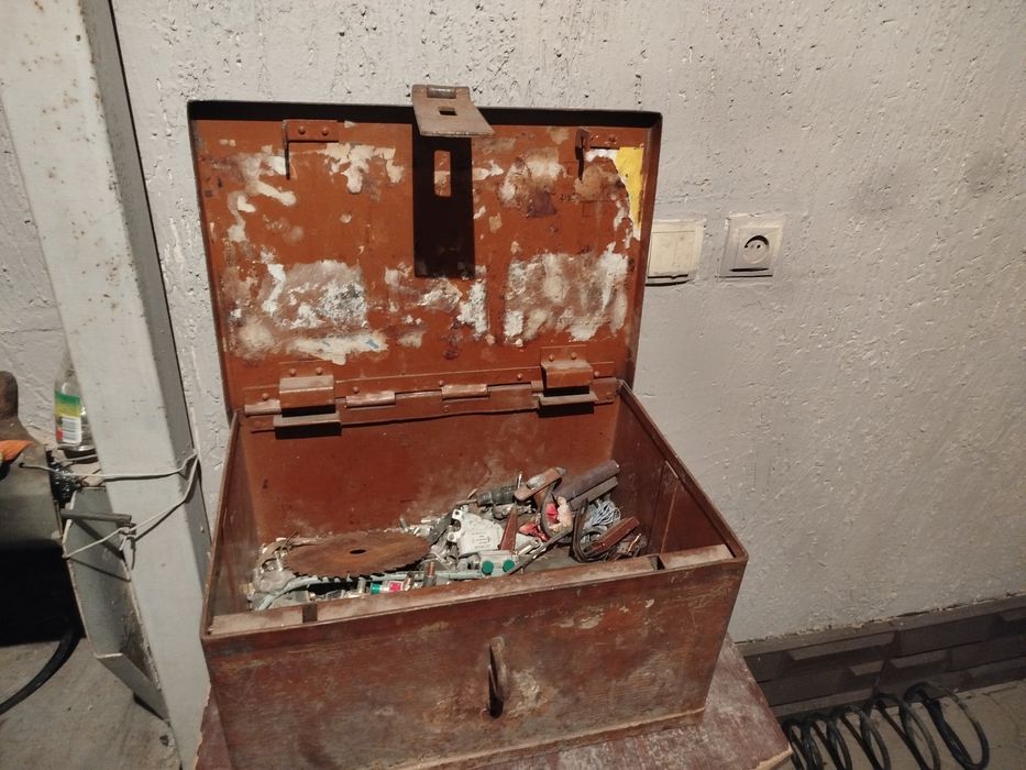 Сейф б/у советский