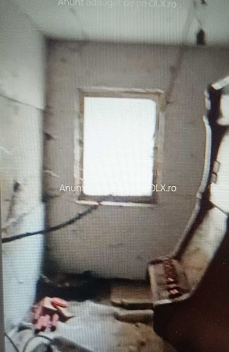 Apartament parter spatios 3 camere .
