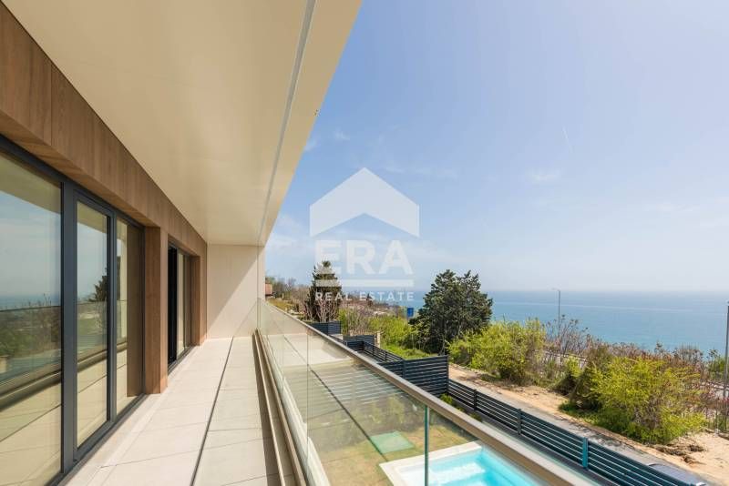 Двуетажна новопостроена къща за продажба, с перфектен достъп и директн