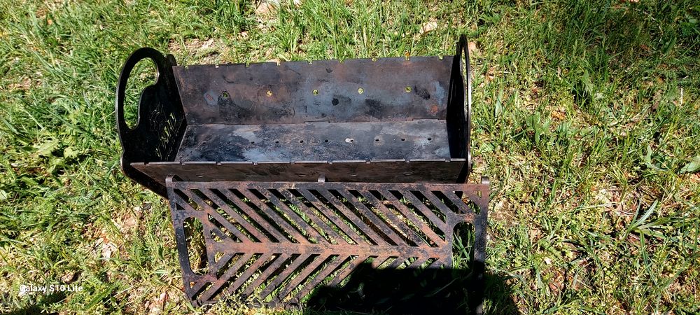 Gratar și Sobita demontabil.