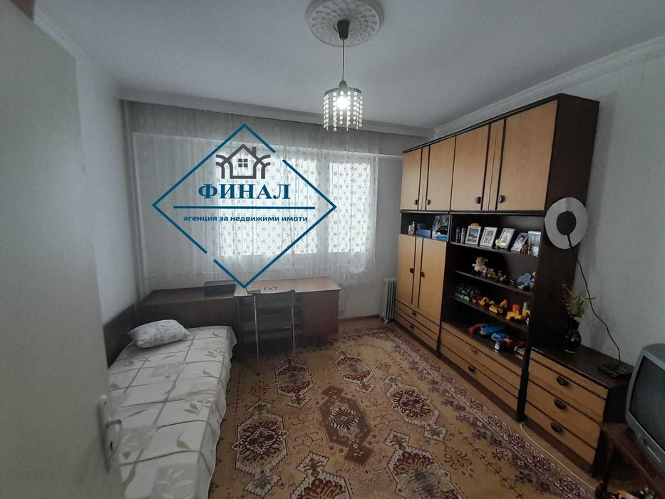 Продава се Тристаен апартамент в Шумен, Добруджански - 78 кв.м за 1210 €/кв.м - Снимка #3