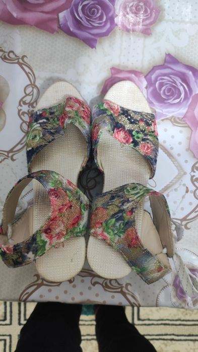 Босоножки женские 38р.