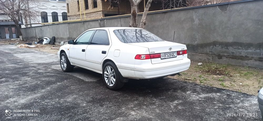Toyota Camry 20 hechbek