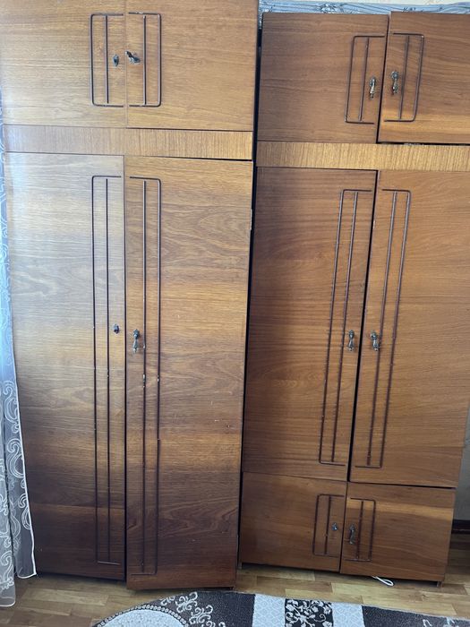 Продам шкафы