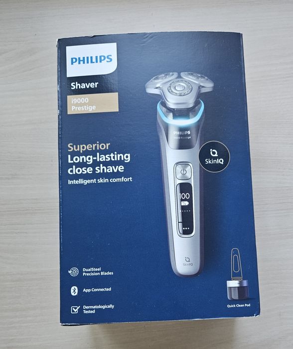 Vând Philips i9000 Prestige ,Nou!