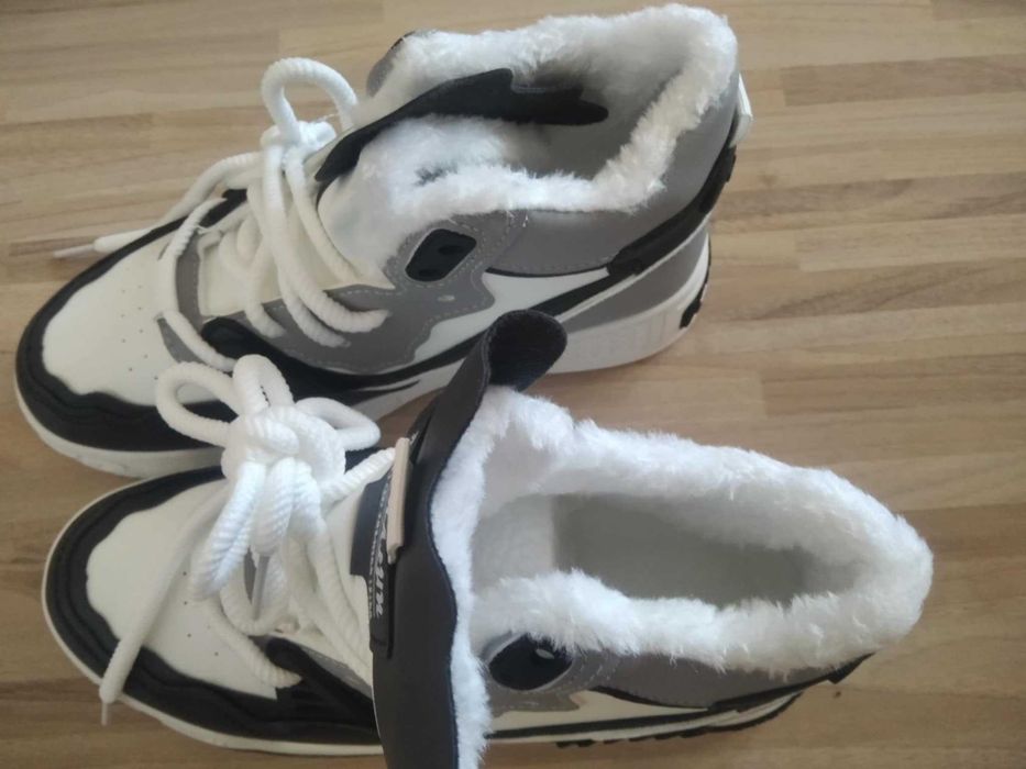 Нови сникърси с вата