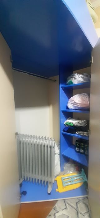 Детская мебель, шкаф, кровать, стол.