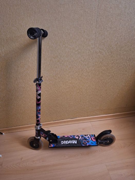 Детско камионче, тротинетка