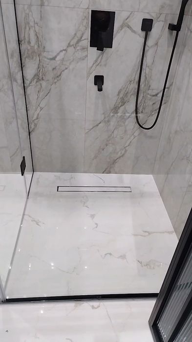 Кафельшик уклатка кафел либой сложности