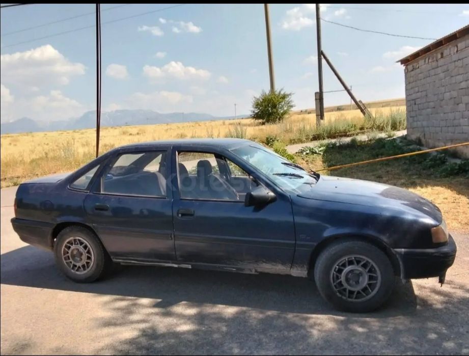 Продам Опель вектру