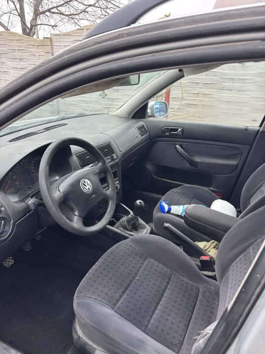 Volkswagen golf 4 1.6 16v GPL