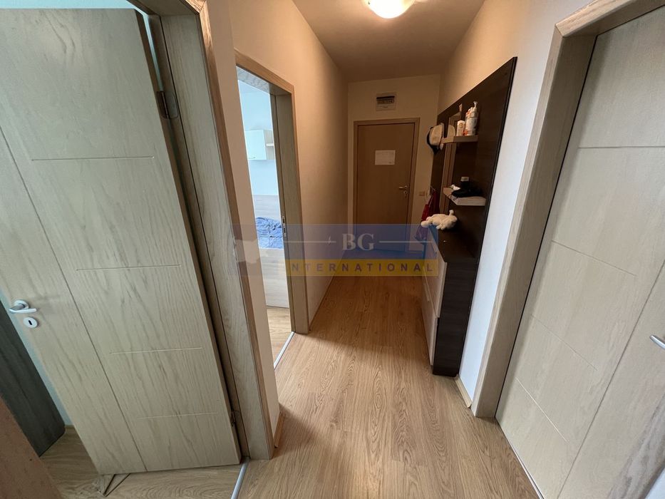 Продава се Тристаен апартамент в Черноморец - 77 кв.м за 762 €/кв.м - Снимка #9