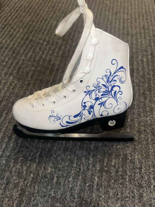 Продаются коньки