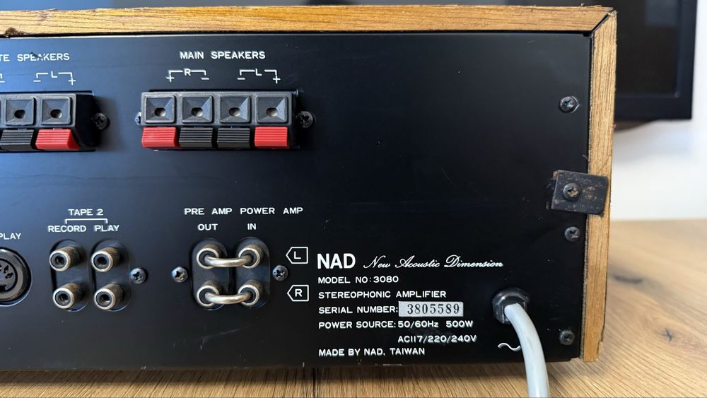 Amplificator NAD 3080 cap de serie (2x90)