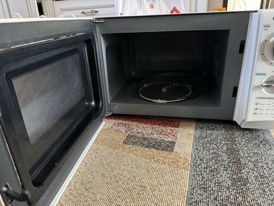 Микроволновка LG