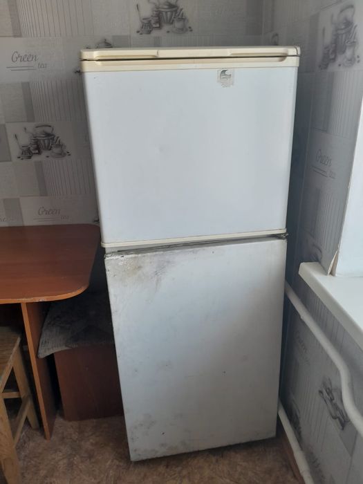 Продам холодильник