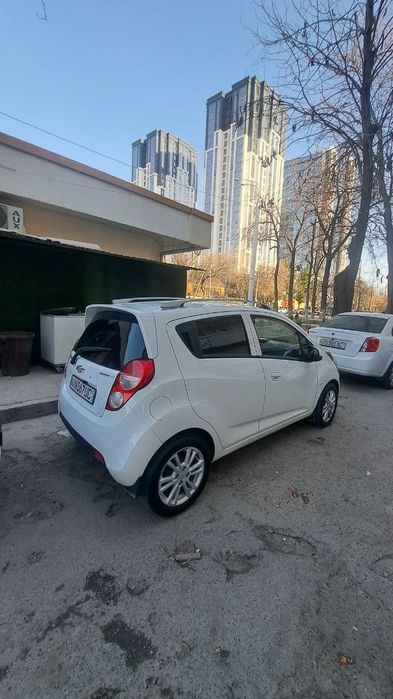 Spark sotiladi srochna