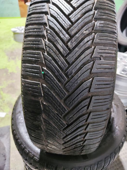 4 бр зимни 225/55/17 Michelin