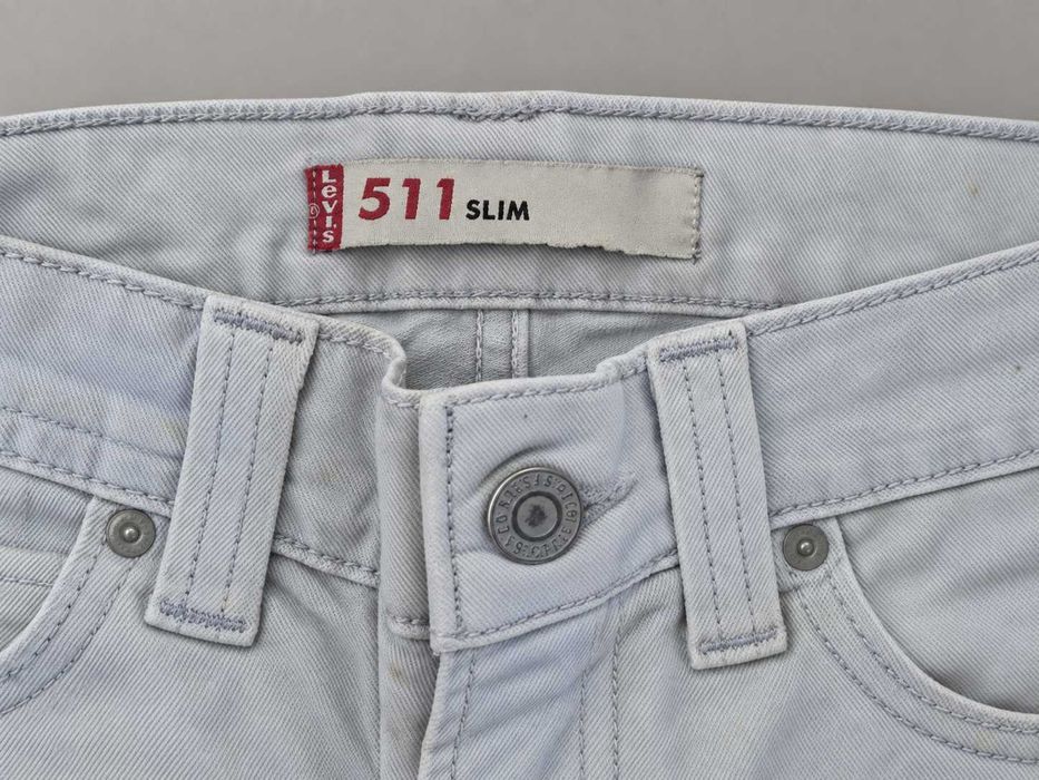 Мъжки дънки Levi’s 511 Slim W31 L34 – светлосиви, малко носени