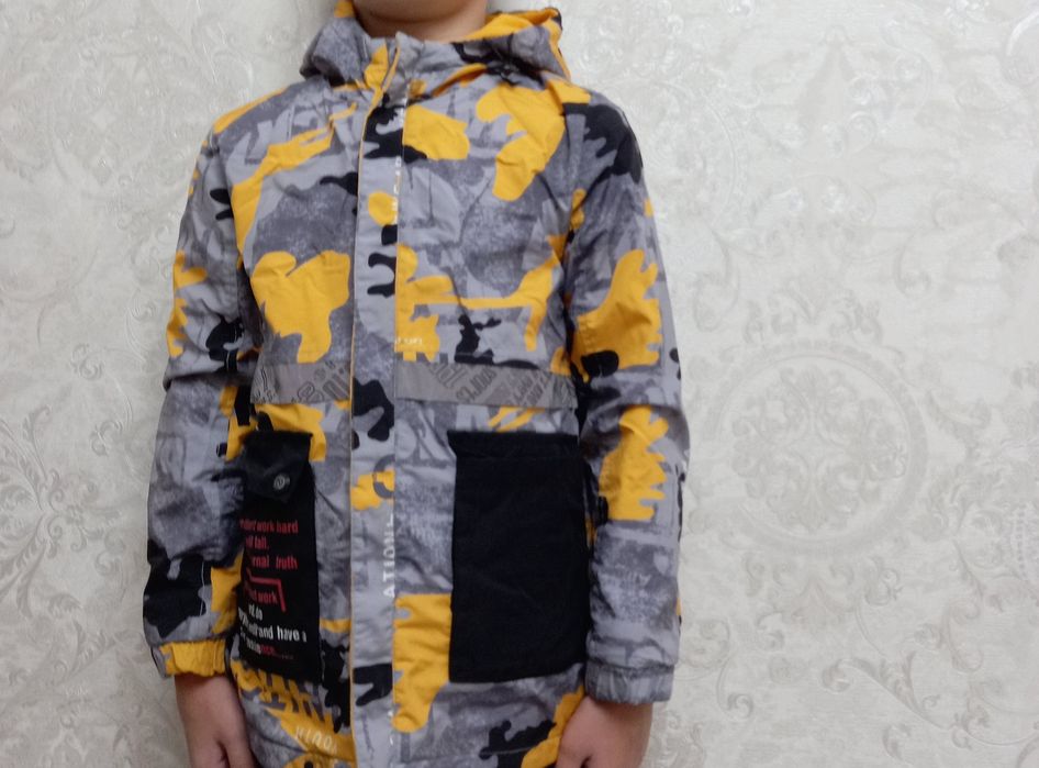 Детская куртка на мальчика