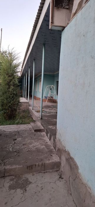 Ховли сотилади!!!