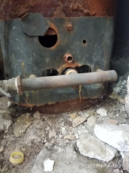 Отличный титан  б/у