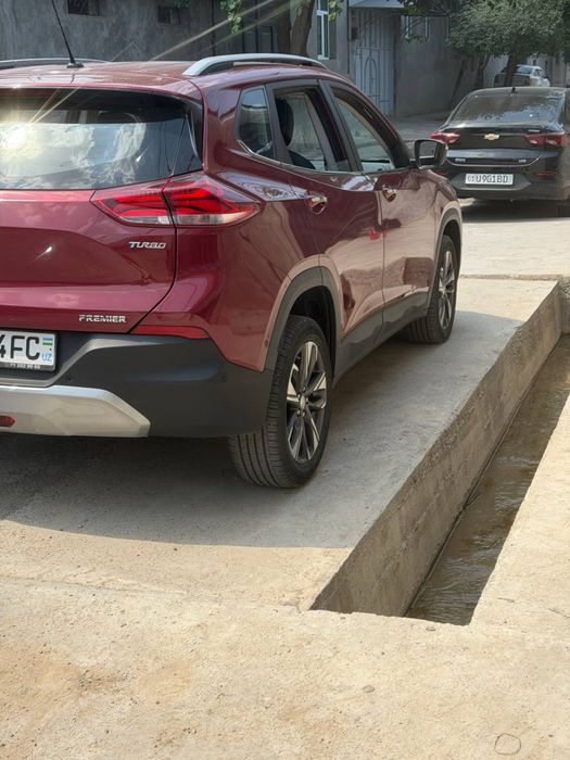 Tracker 2023 premier srocno