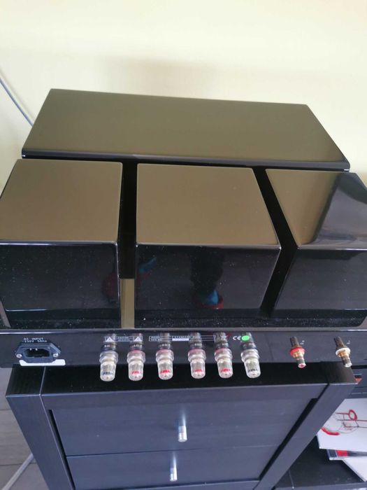 Премиум лампов усилвател Mystere PA21 by PrimaLuna – EL34 / KT88