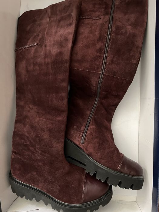 Cizme piele întoarsă grena. Mărime 37