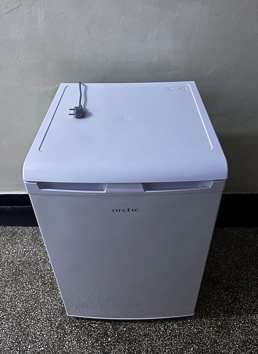 Frigider Arctic cu o usa 114l, 84 cm