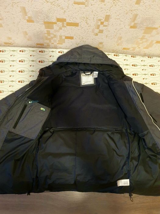Пуховик Reebok (мужской, размер s)