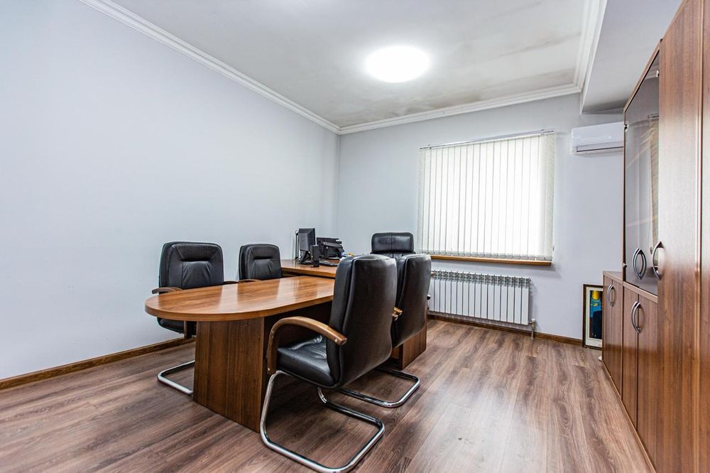 Сдаётся помещение второй этаж