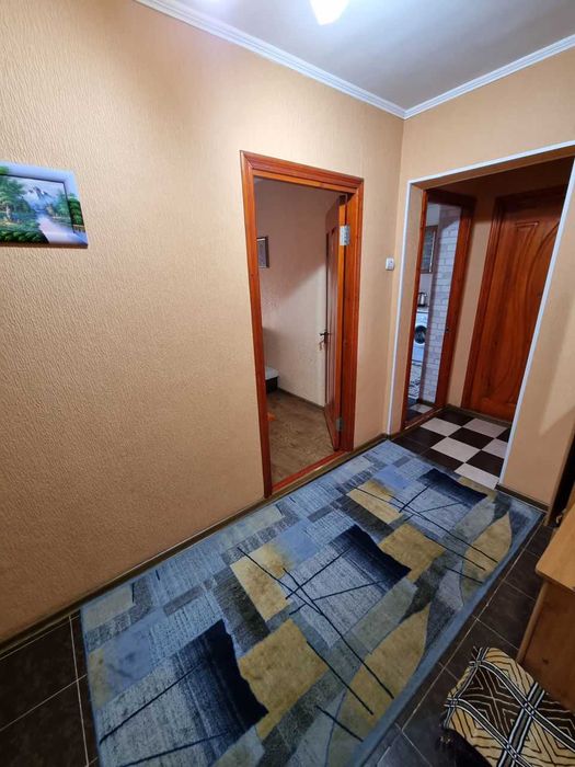 Дава се под наем Двустаен апартамент в София, Връбница 1 - 69 кв.м за 325 € - Снимка #2