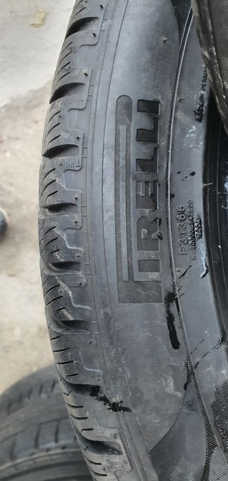 Гуми 2бр 285/40/20 -1 бр - 185лв
