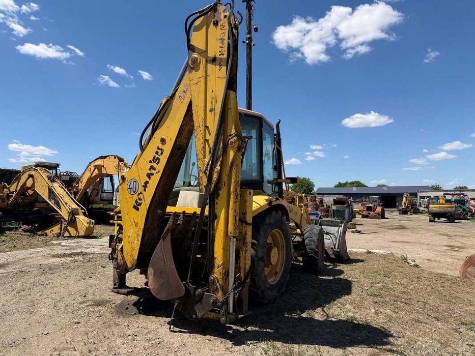 Cilindru hidraulic buldoexcavator Komatsu WB 97 R Utility