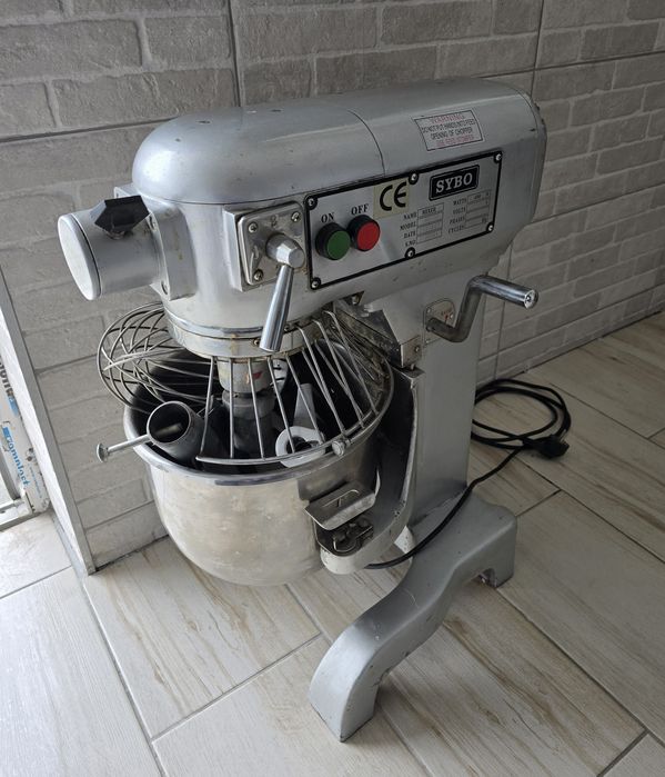 Mixer profesional planetar