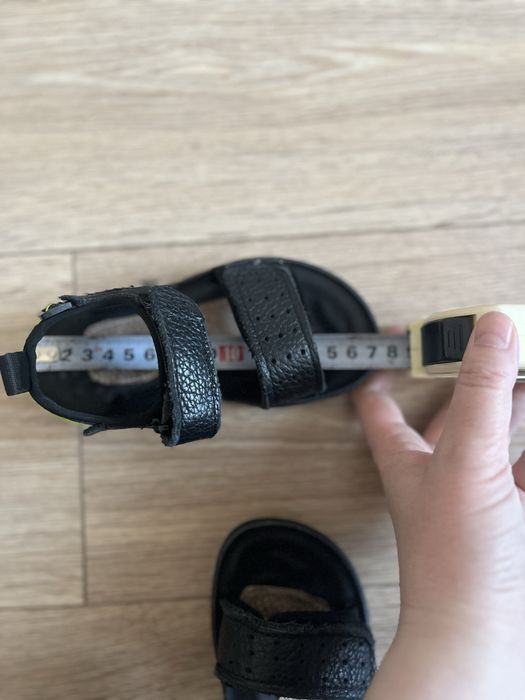 Десткие сандалии