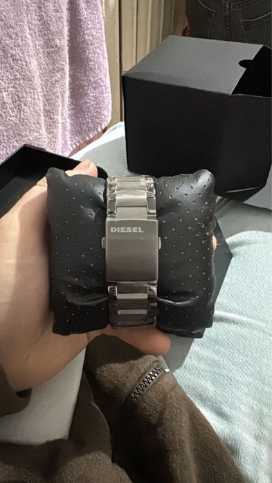 Продам новый оригинальные Часы Diesel DZ7331